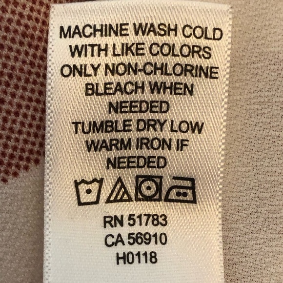 Maurices Women's Short Sleeve Elastic Neckline Top White/Green/Red Size Large - Picture 6 of 6